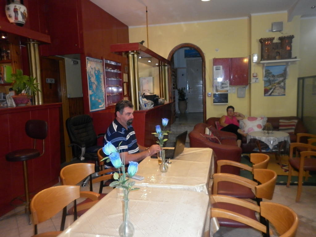 Miramare Hotel Lakkion Bagian luar foto